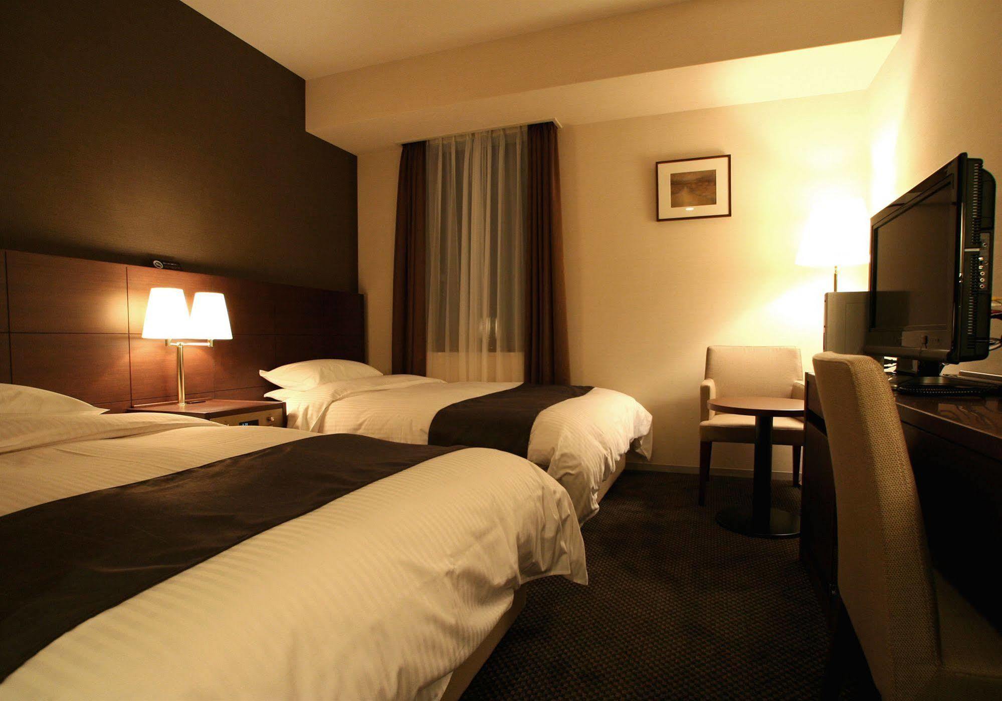 Hotel Suave Kobe Asuta מראה חיצוני תמונה